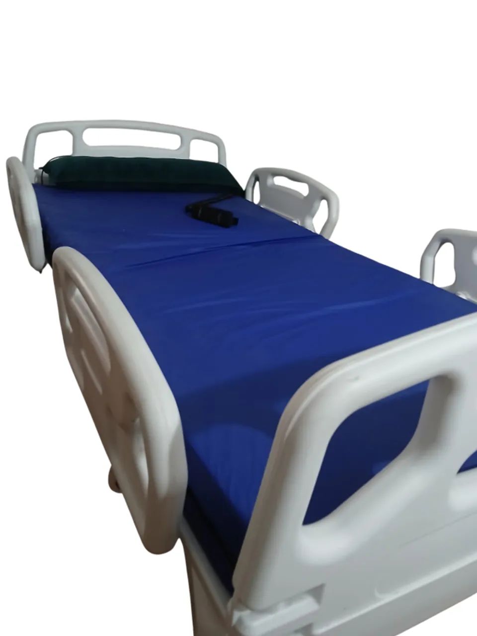 Cama Hospitalar Elétrica c/ Controle Remoto - Usada em Ótimo Estado de Conservação