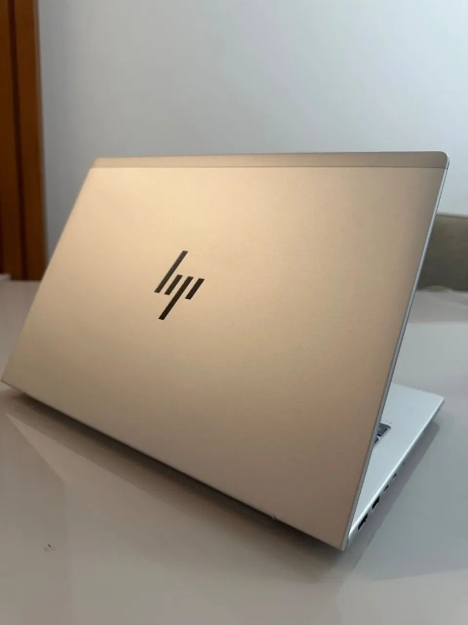 Notebook EliteBook 640 G11 com tela sensível ao toque de 14 polegadas - WUXGA - Intel Core - Foto 2