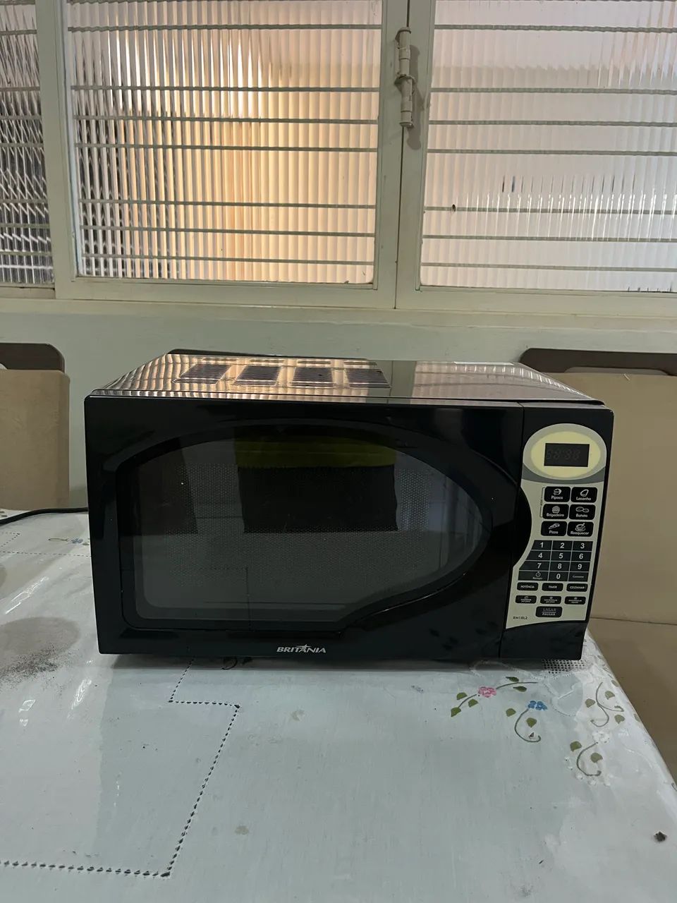Microondas com defeito - para conserto ou retirada de peças