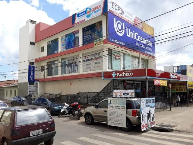 SOBRELOJA FRENTE PARA HÉLIO PRATES COM 200M²