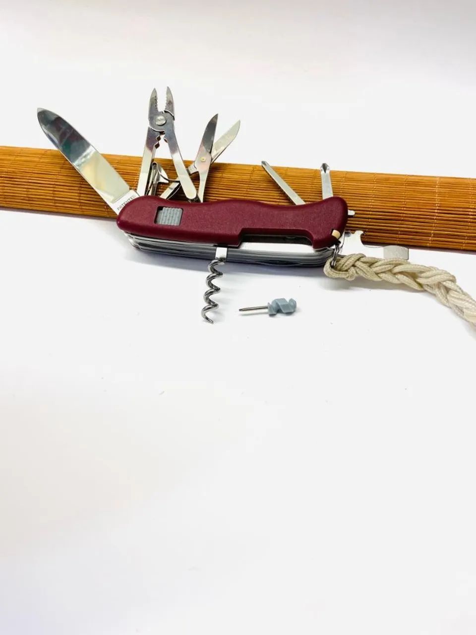 Canivete Victorinox Work Champ com Capa de couro 21 funções<br> - Foto 5