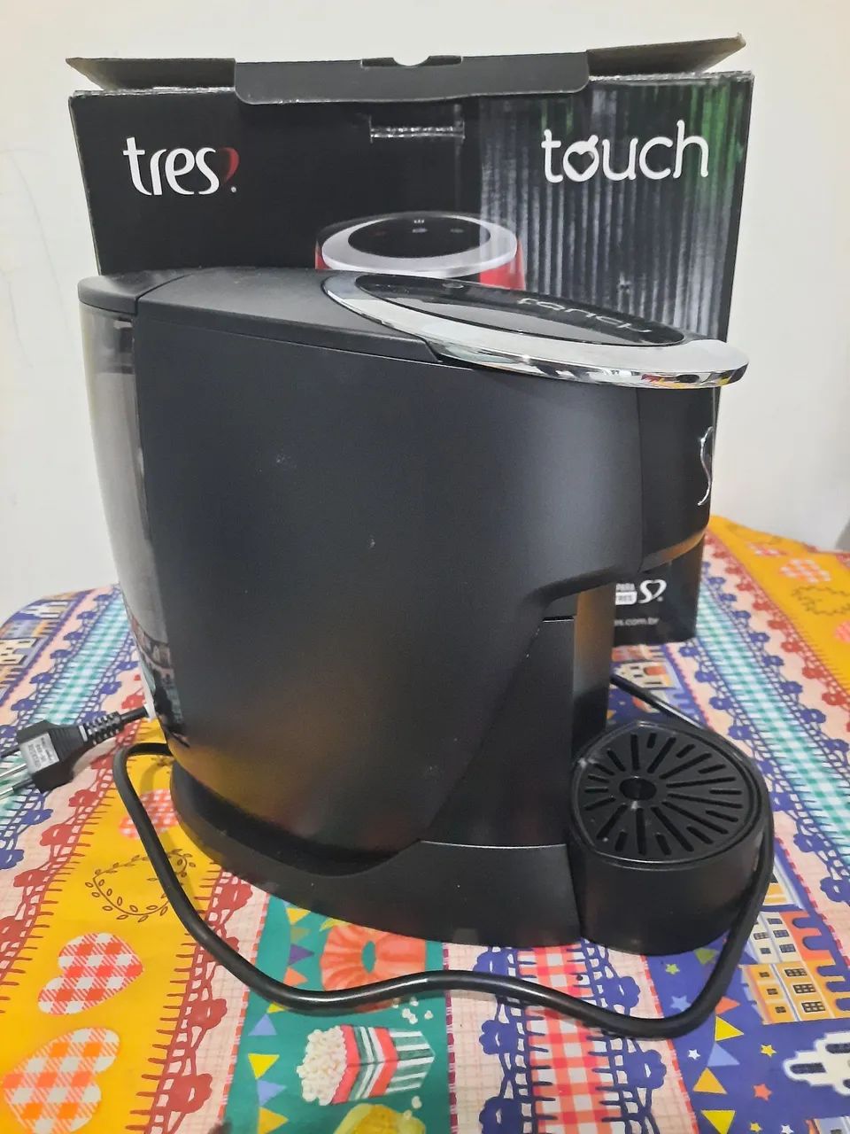 Cafeteira três corações touch nova - Foto 2