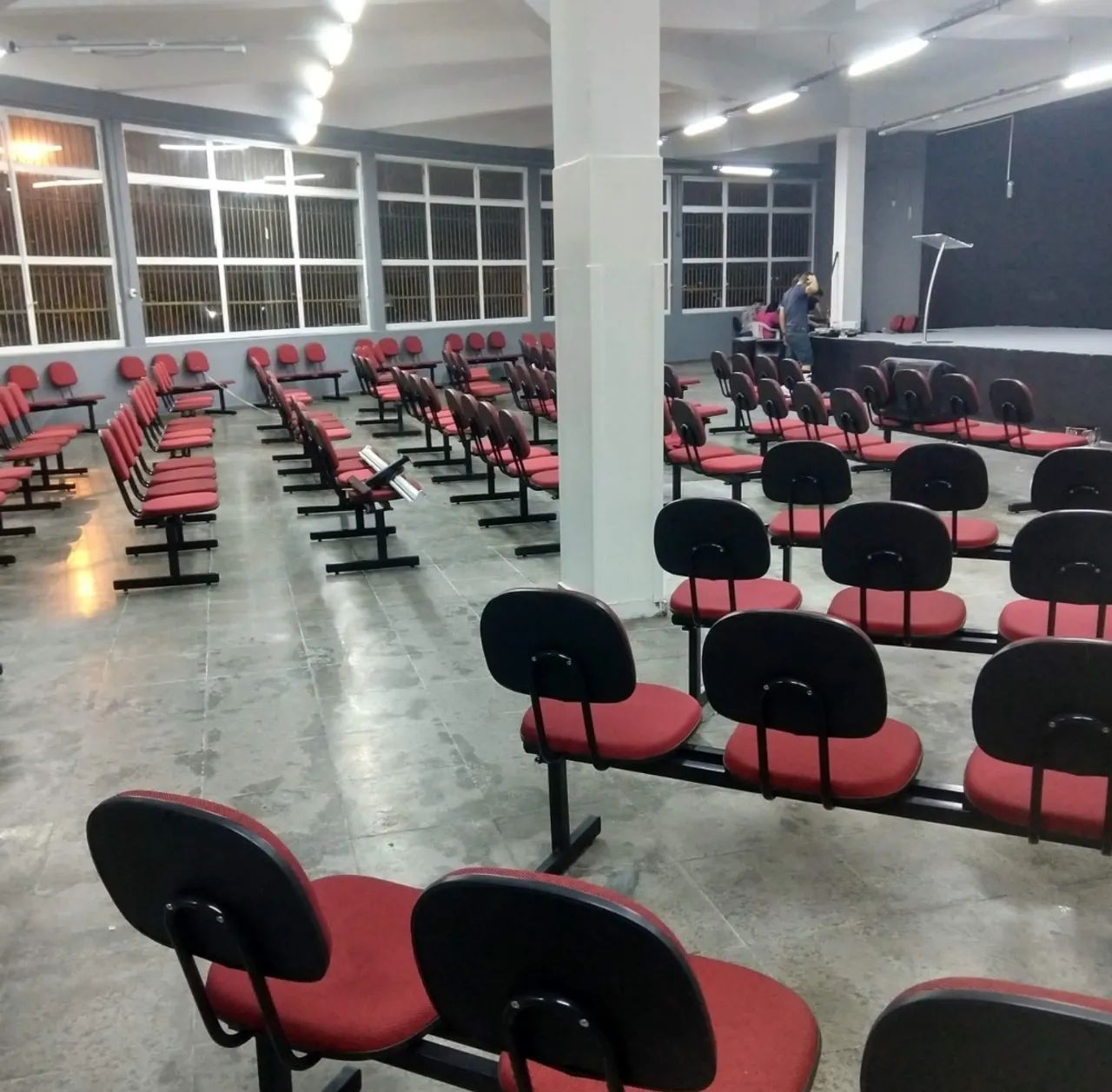 Longarinas oportunidade 140 assentos  - Foto 2
