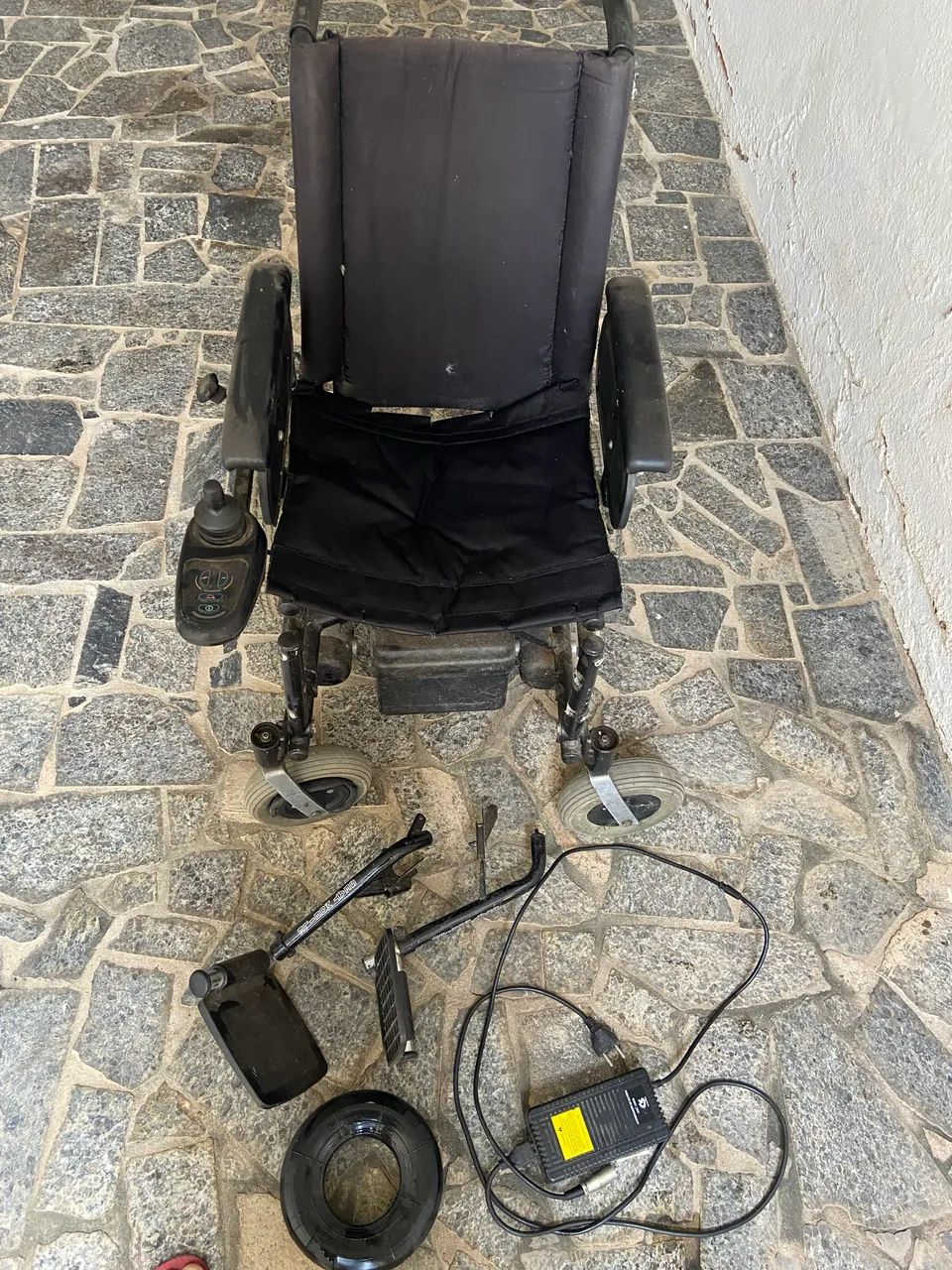 Cadeira de rodas eletrônica  - Foto 4