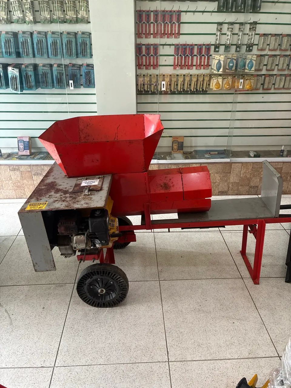 Compactador de silagem primus +