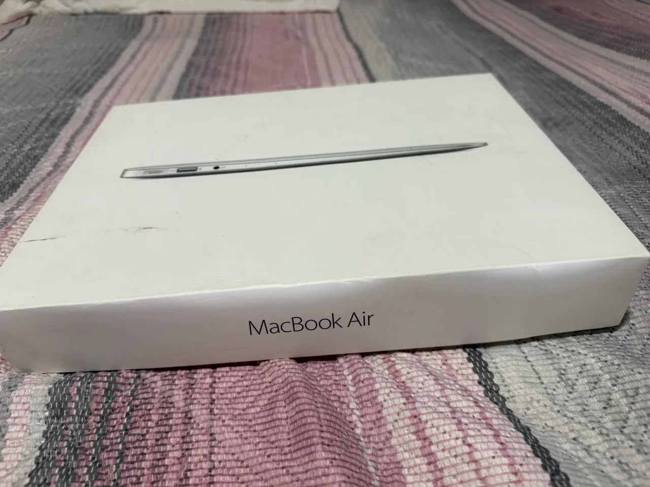 MacBook Air impecável com caixa - Notebooks - Parque Amazonas, São