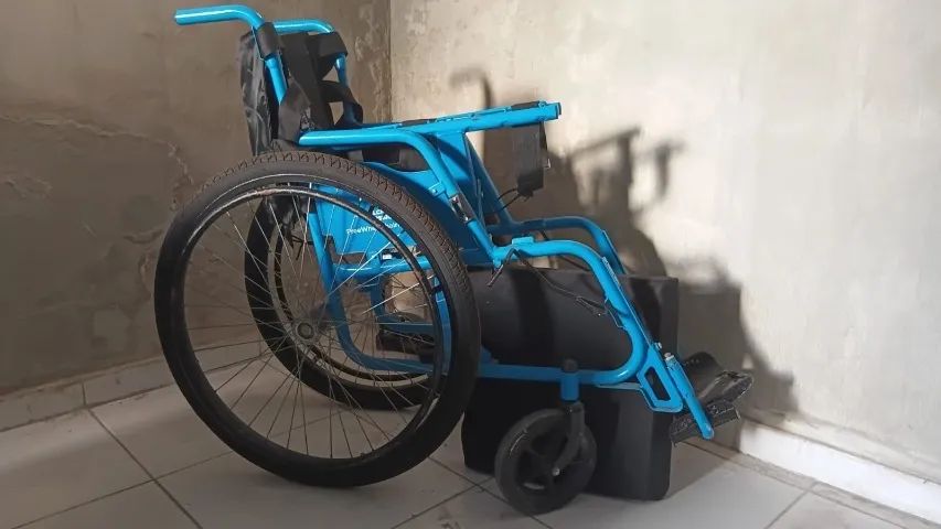 Cadeira de rodas - Foto 2