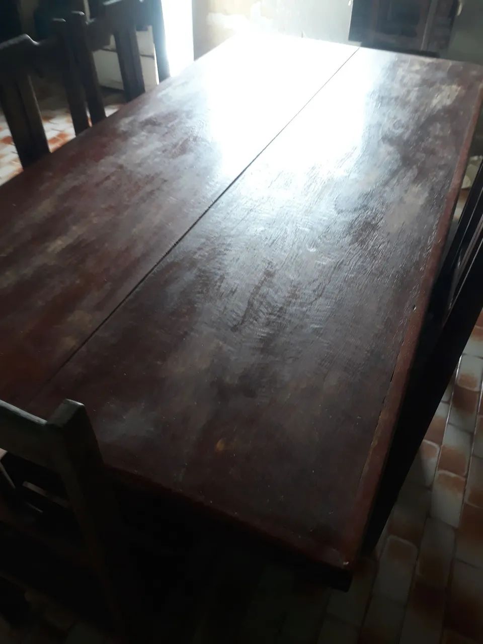 Mesa Madeira com  06 cadeiras   - Foto 2