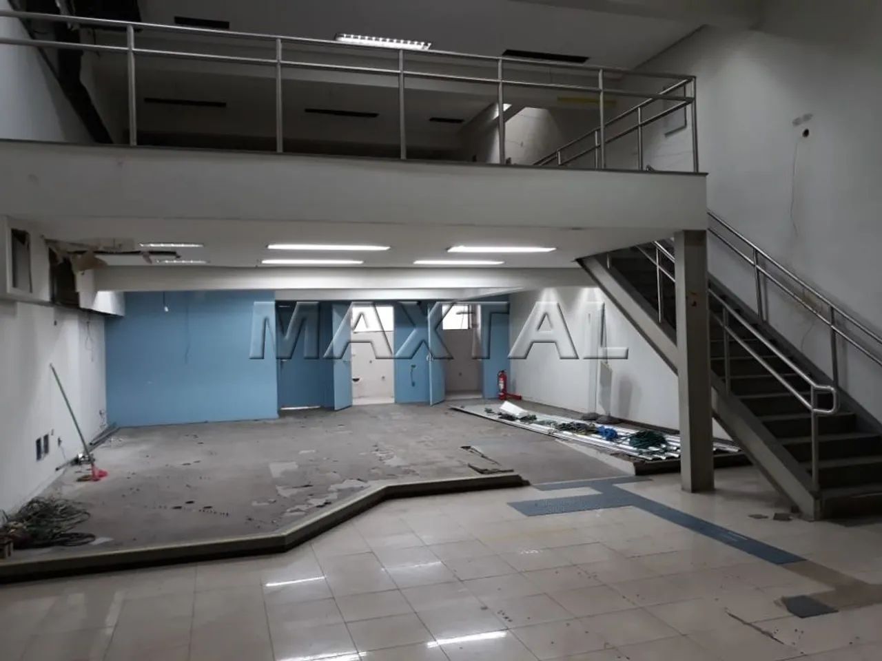 Predio comercial para locação entre Sta Cecilia e Deodoro com 20 vagas
