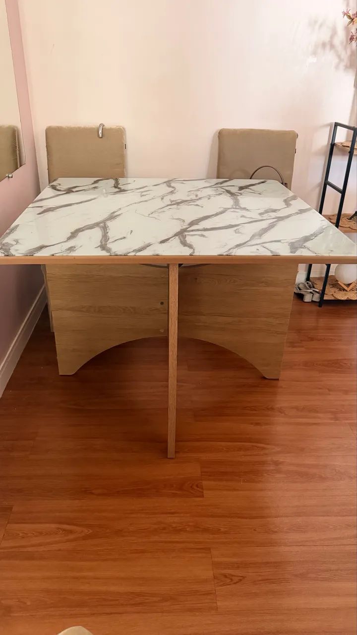 Mesa de jantar quadrada - Foto 5