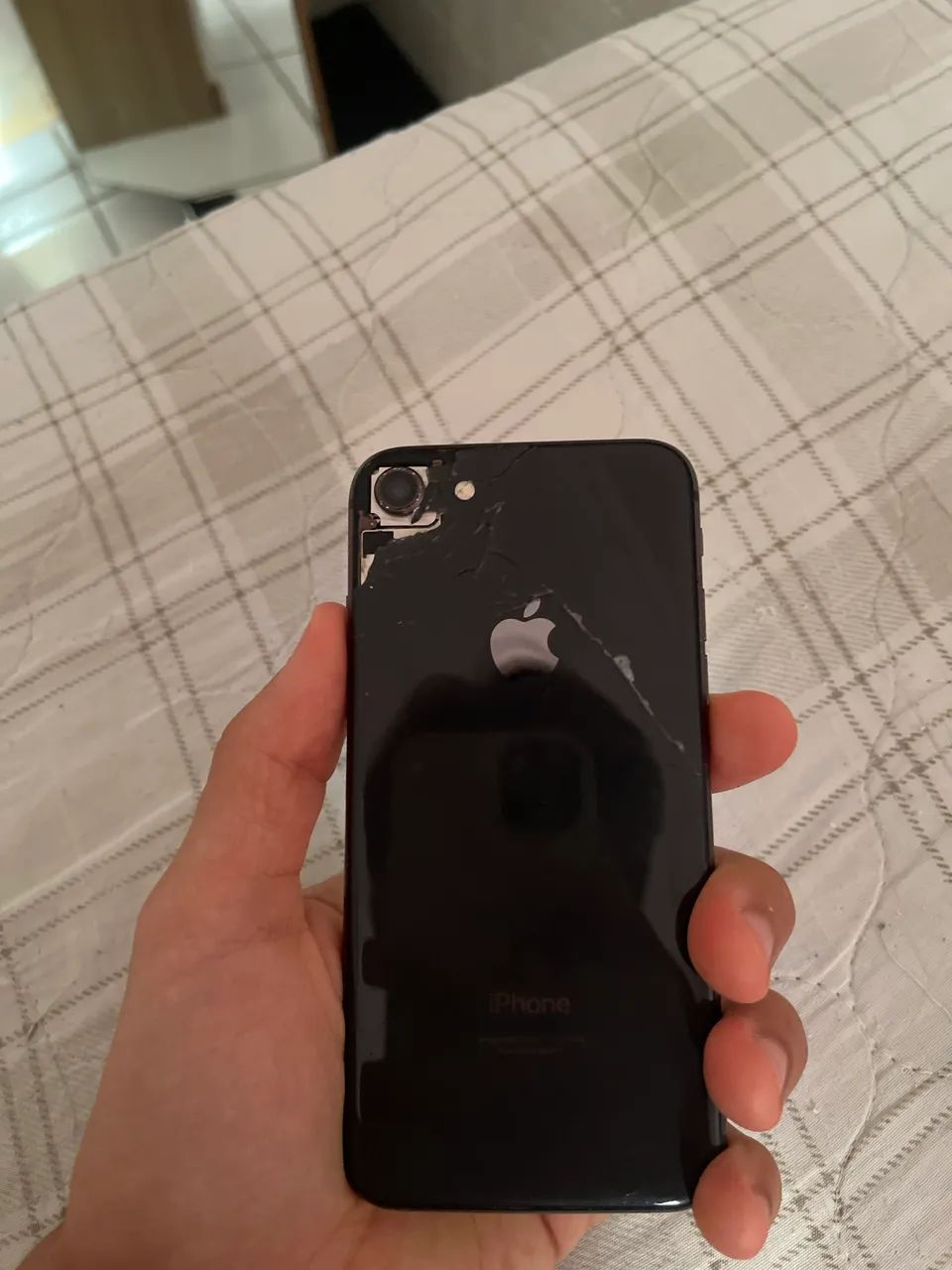  iPhone 8 Usado - Para Conserto ou Retirada de Peças - Foto 2