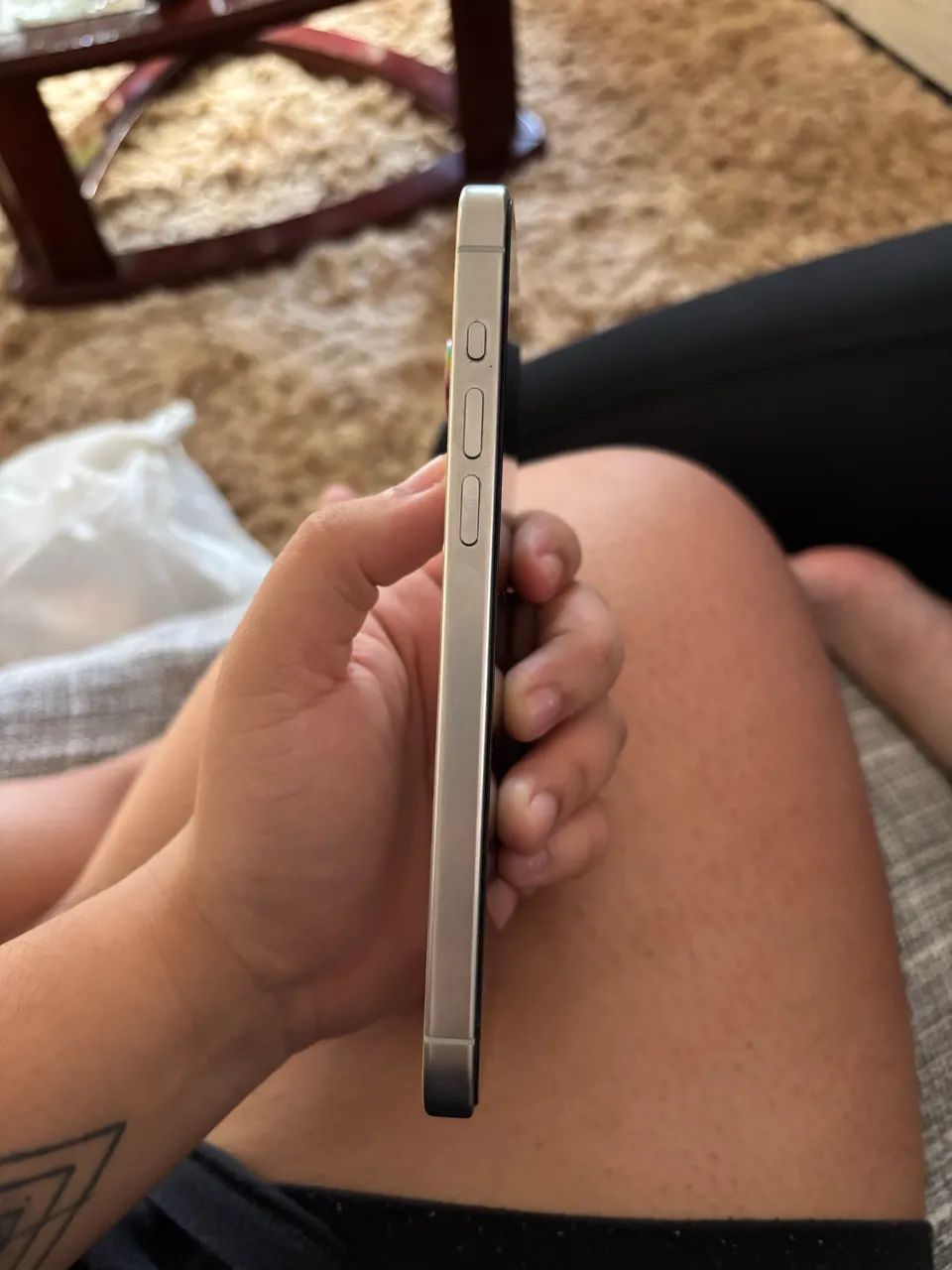 iPhone 15 Pro Max - 256gb  - Foto 2