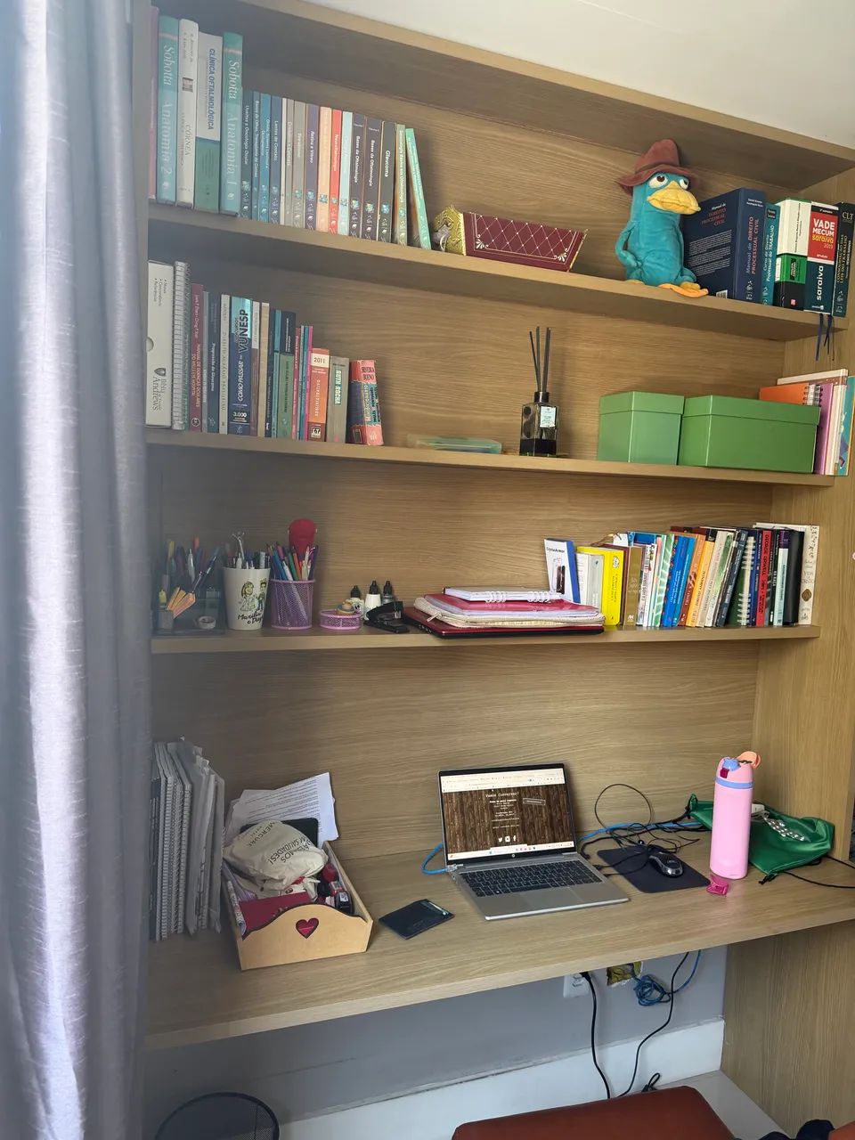 Estante para escritorio
