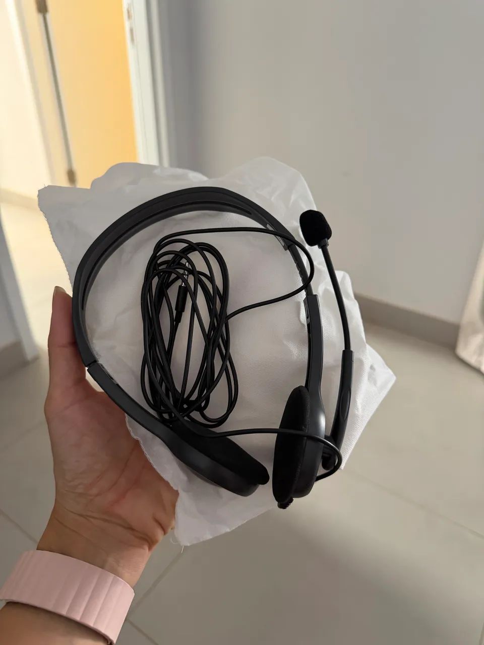 Headset Logitech H111 com Microfone - Novo, Caixa Aberta - Foto 2