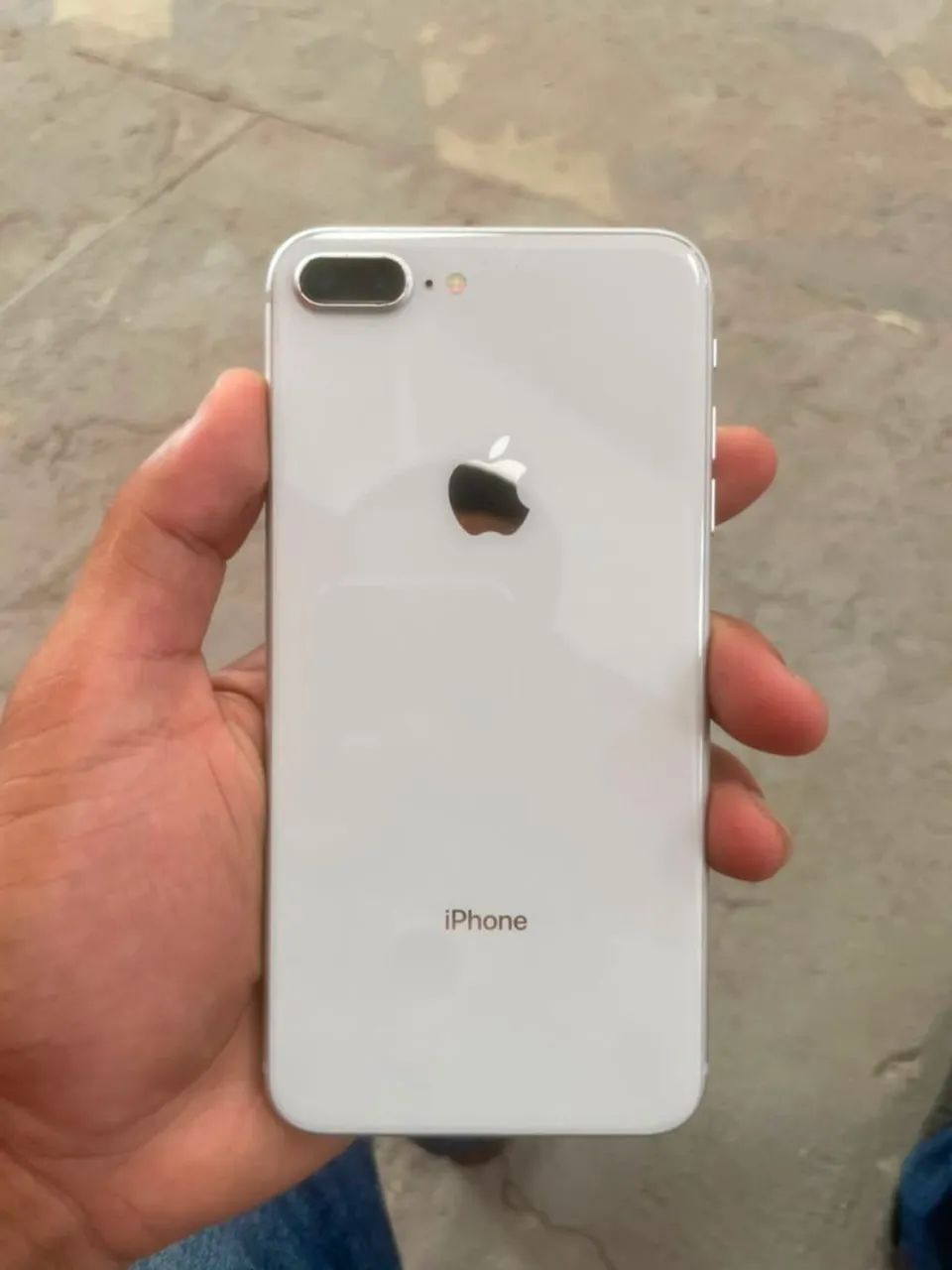Vendo iPhone 8 plus Novo!