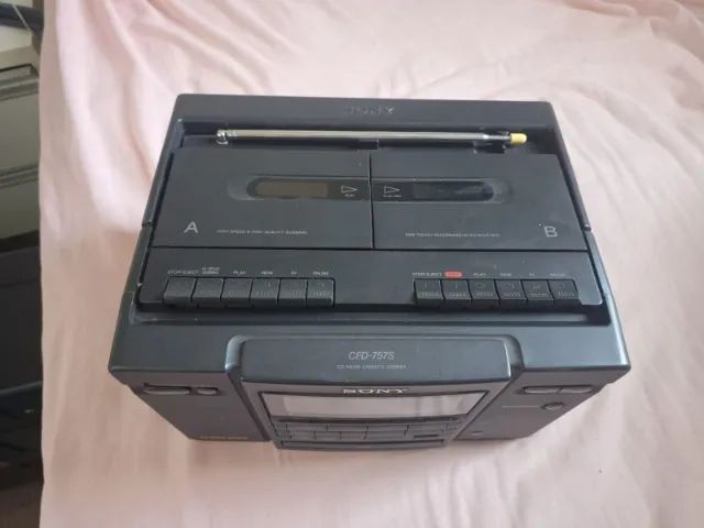 Radio Cassete e CD Sony Megabass - Foto 2