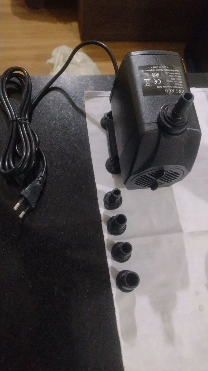 BOMBA submersa Aquários e Lagos. 