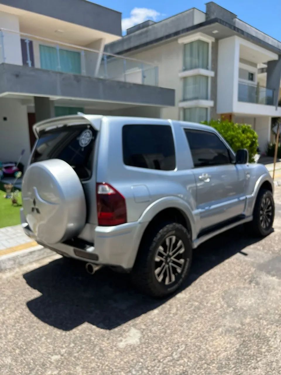 Mitsubishi Pajero Pajero GLS HPE/HPE Full 3.8 233cv 3p Aut 2005