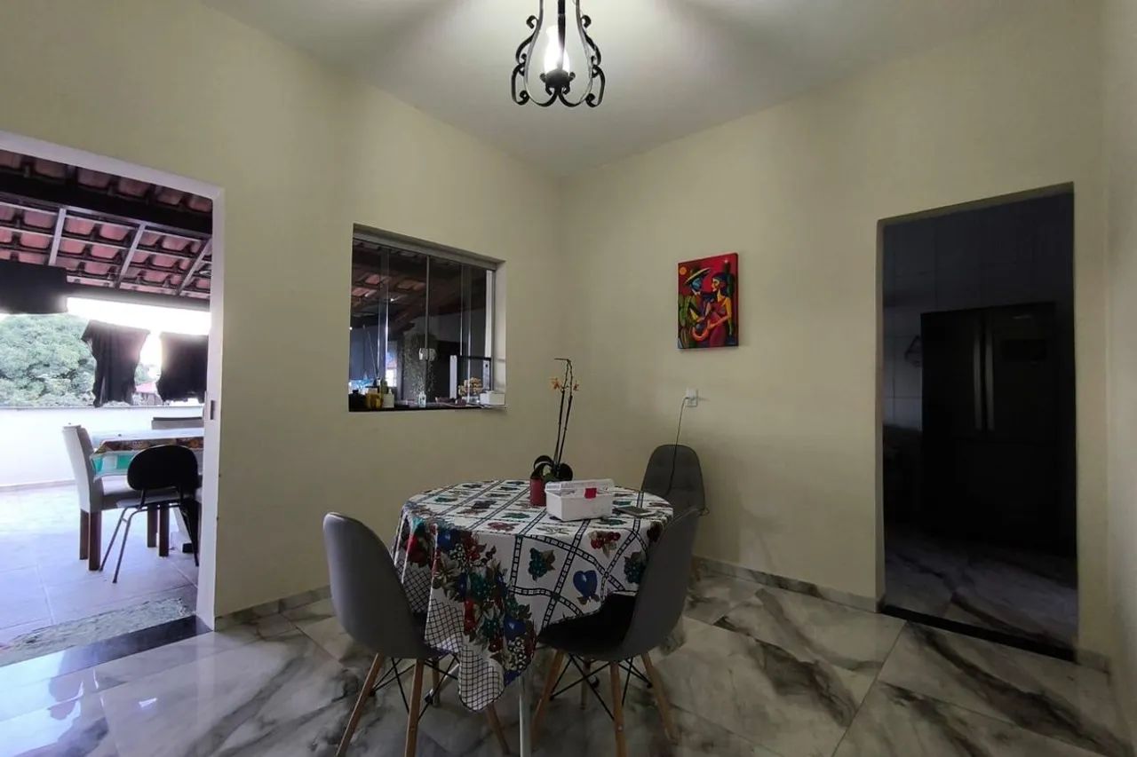 Casa à Venda - Floramar, 4 Quartos, 303 m2 - Foto 2