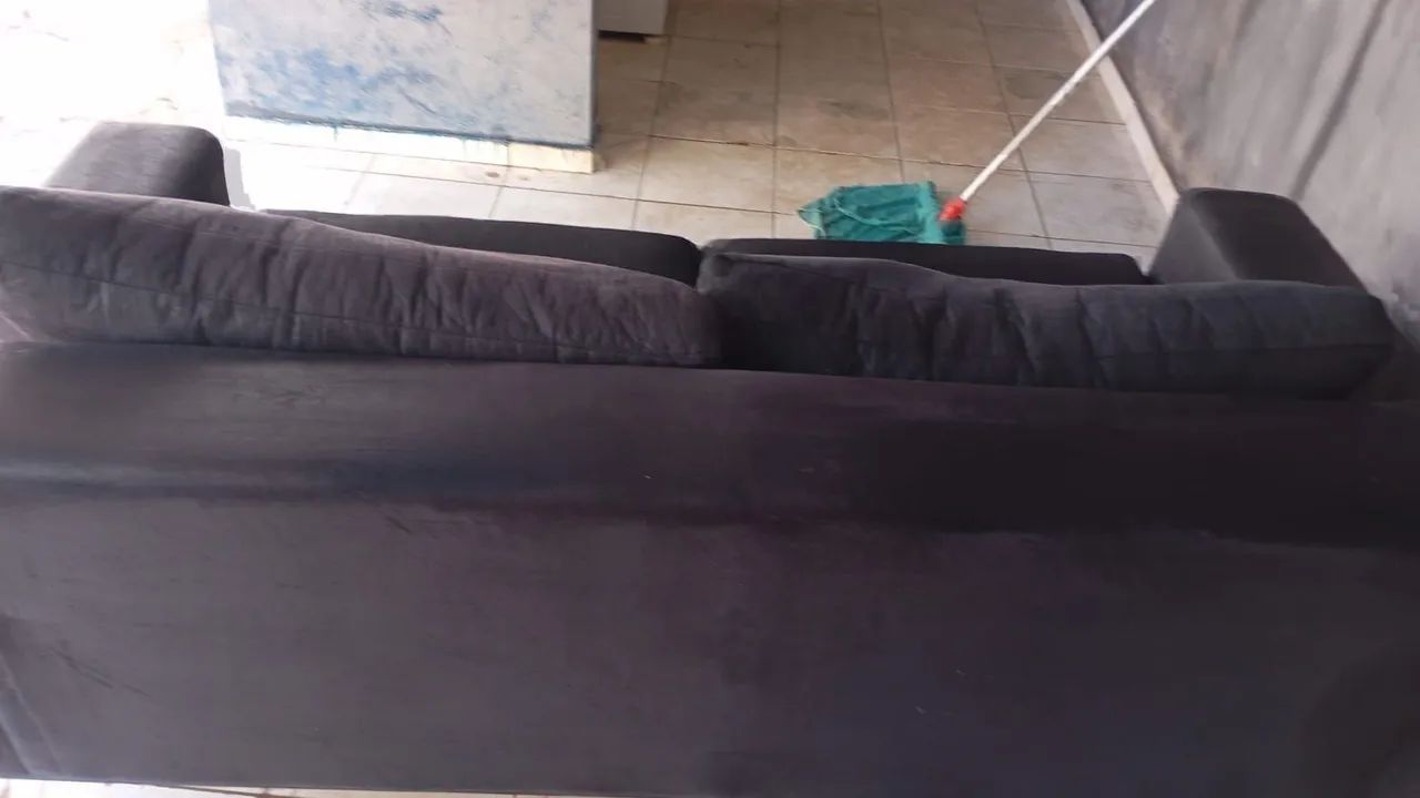 Sofa 2 lugares em Sued preto,  top de linha - Foto 2