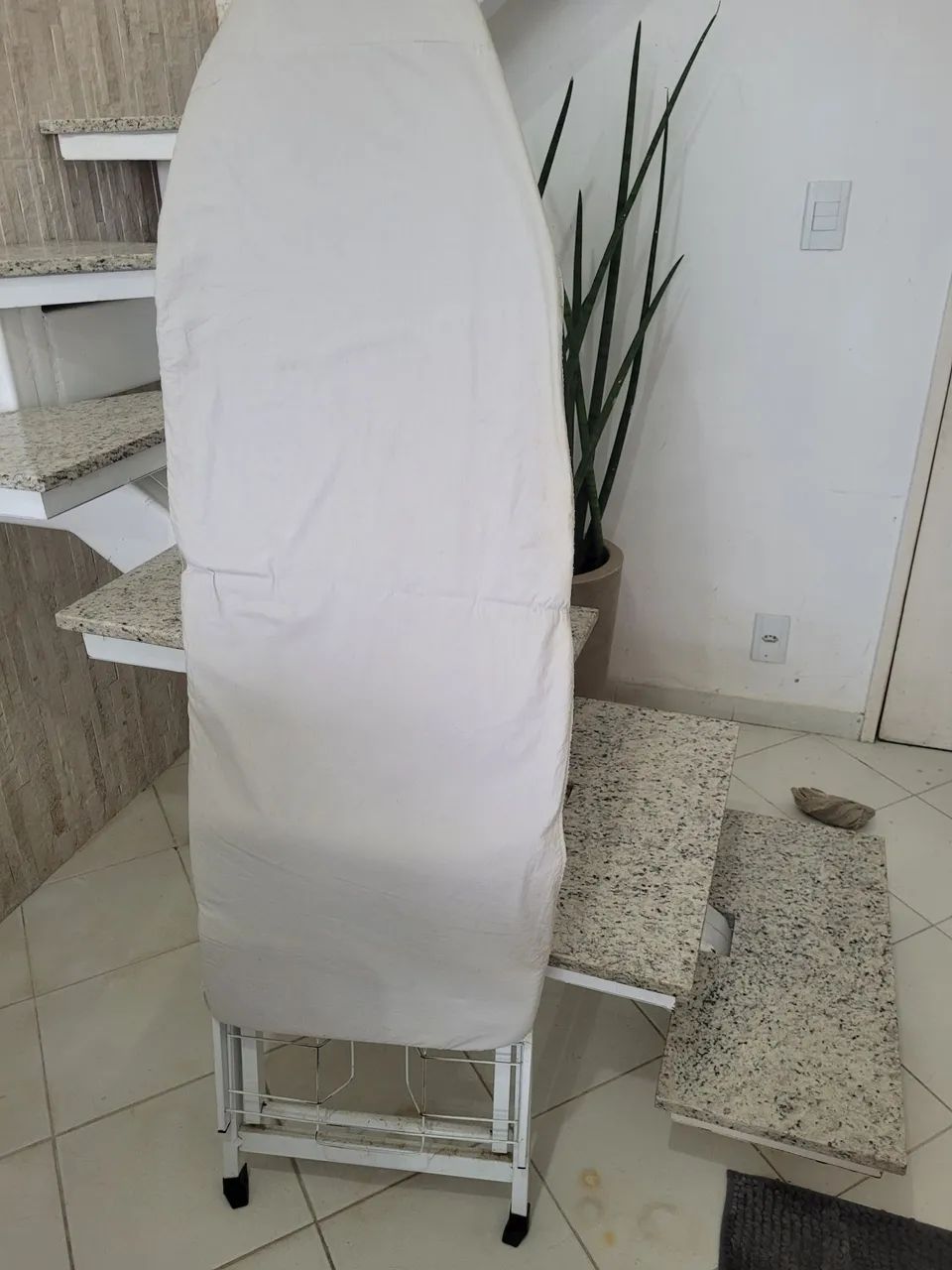 Tábua de passar roupas - Foto 2