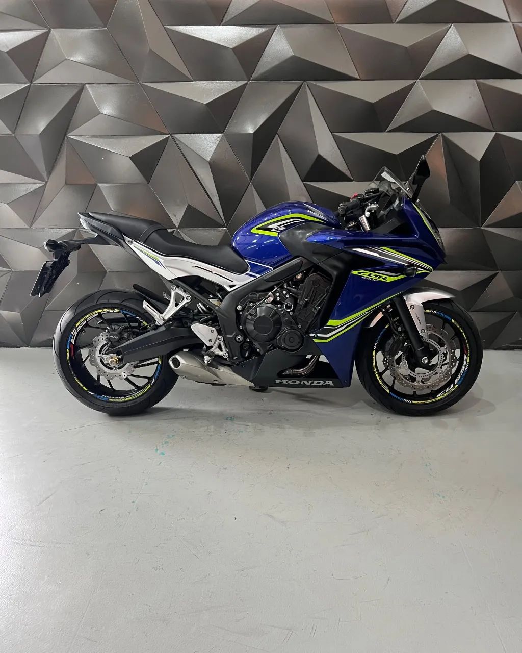 CBR 650F - Foto 3