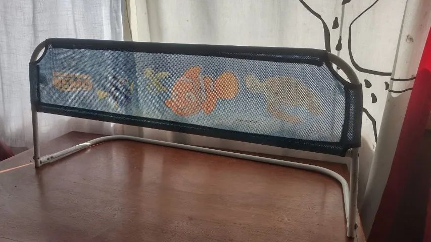 Grade proteção de cama desenho procurando nemo - Foto 5