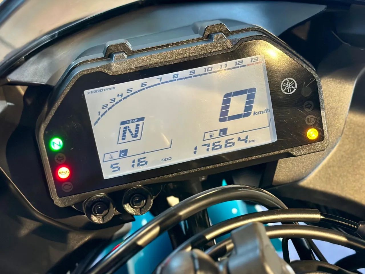 Yamaha - YZF-R3 2022 - Foto 4