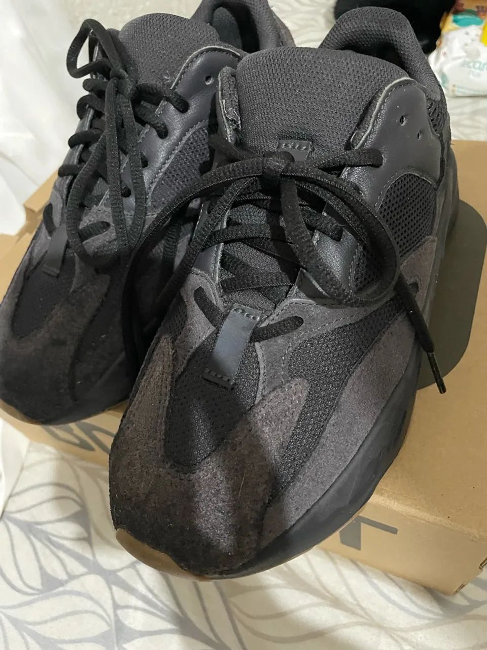 Adidas yeezy 700 