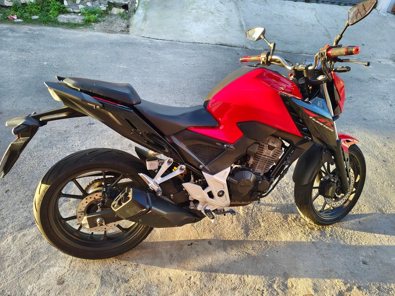 CB TWISTER 300F  - Foto 3