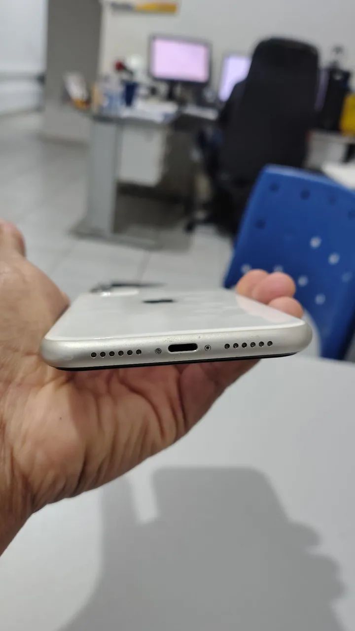 iPhone 11 128 GB - Foto 3