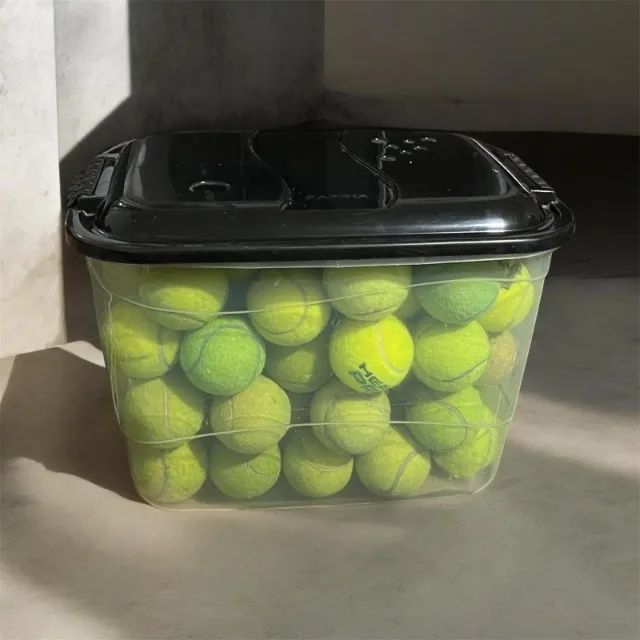 76 bolinhas de tênis usadas