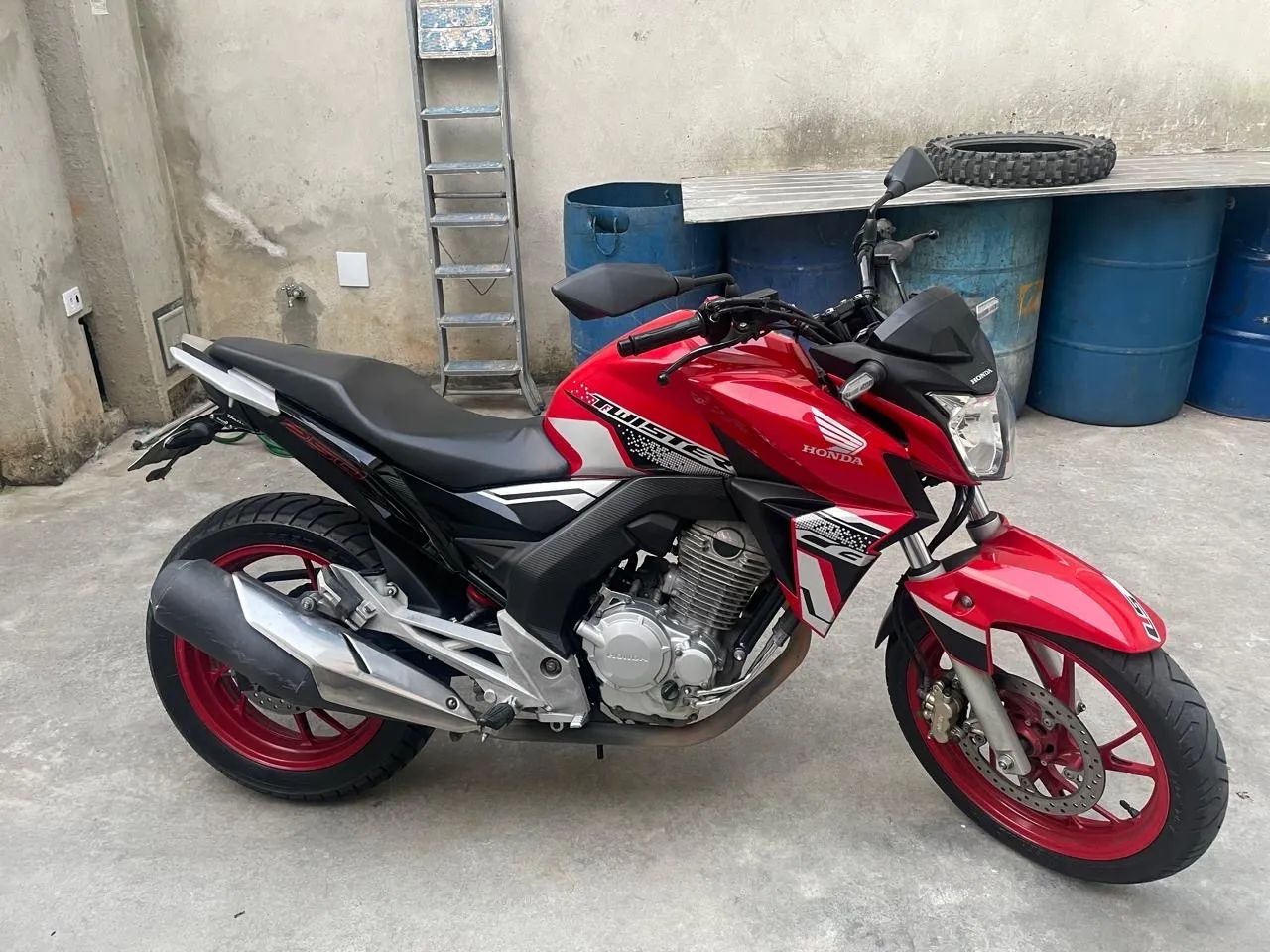 Cb 250 - Foto 2