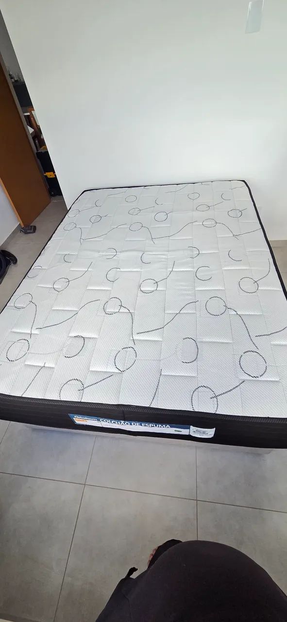 Cama box baú casal com colchão 