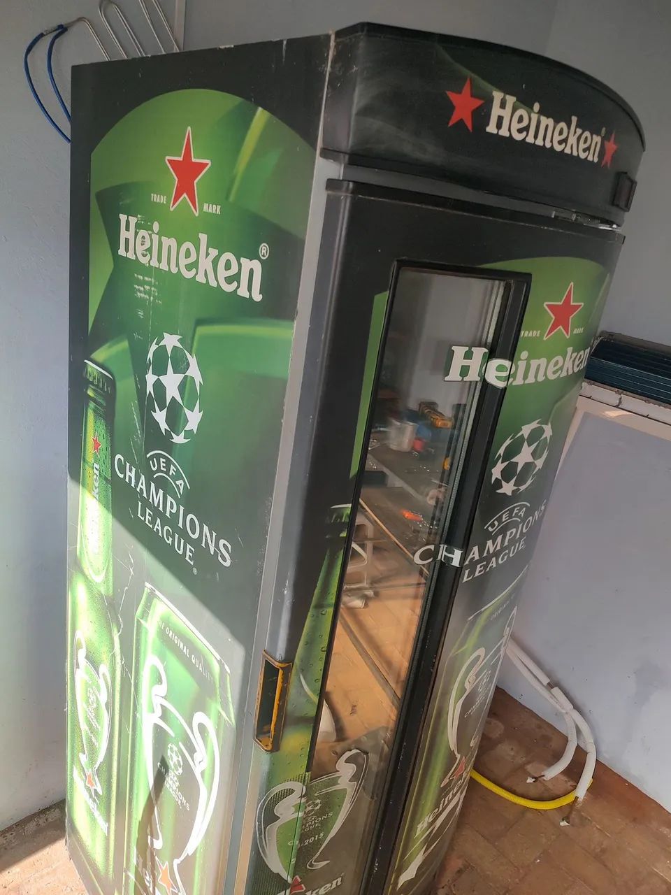 Cervejeira em ótimo estado 