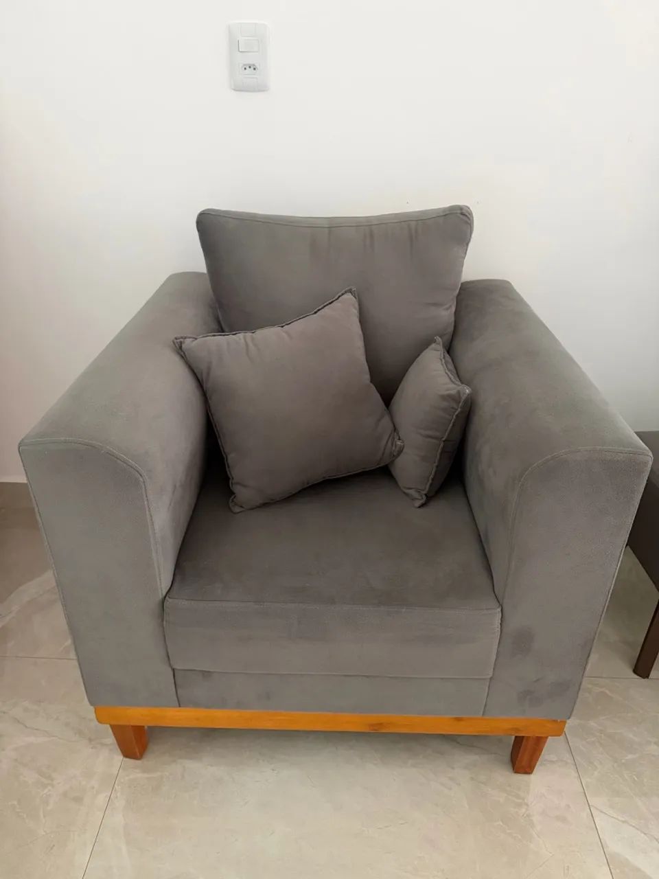 CONJUNTO DE POLTRONAS