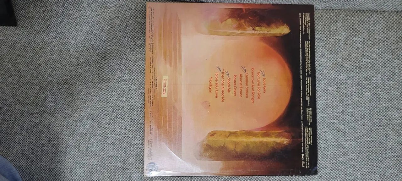 LP KISS  - Foto 2