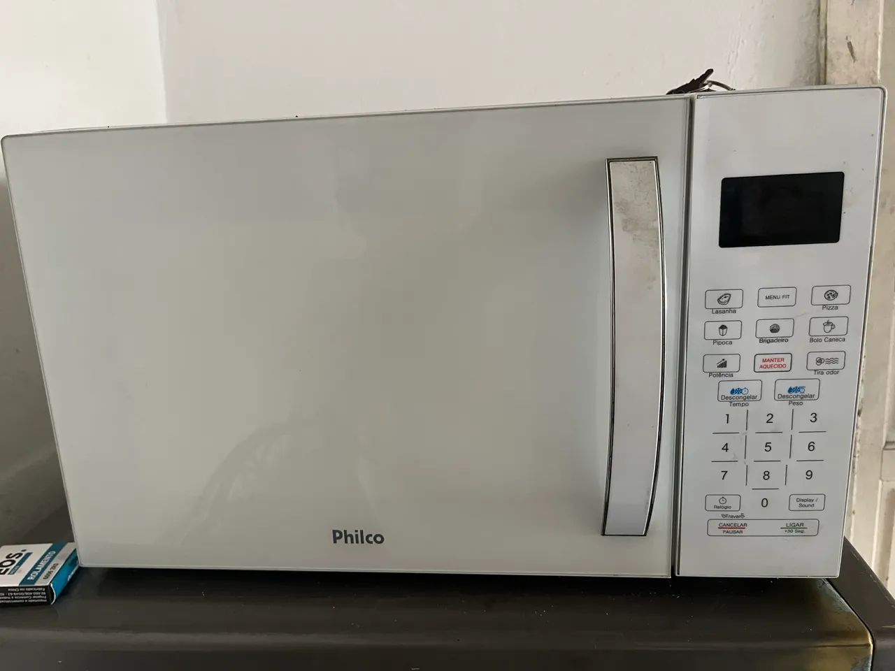Microondas em perfeito estado funcionando tudo 