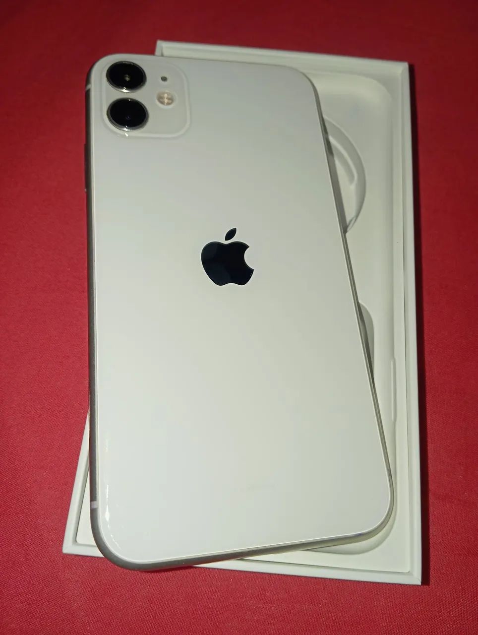 iPhone 11 branco 128GB