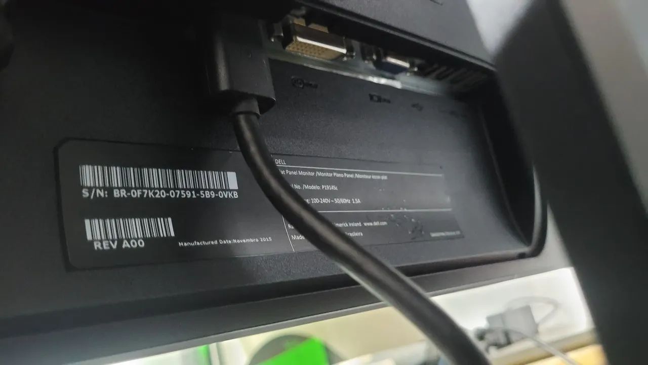 MONITOR DELL P1914Sc - 19" - VGA, DVI E DISPLAYPORT - Foto 5