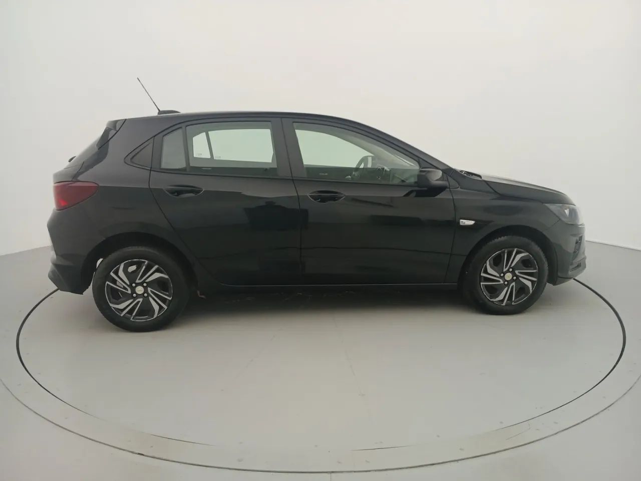 Chevrolet Onix Hatch 1.0 12V Flex Mec. 4P, foto 6 de 18