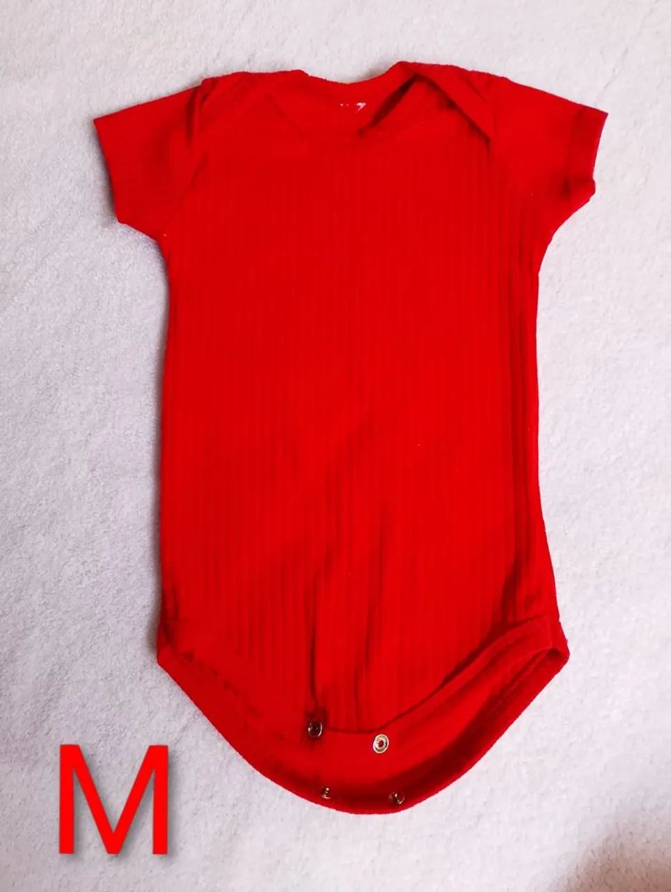 Roupinhas de bebe / menina 