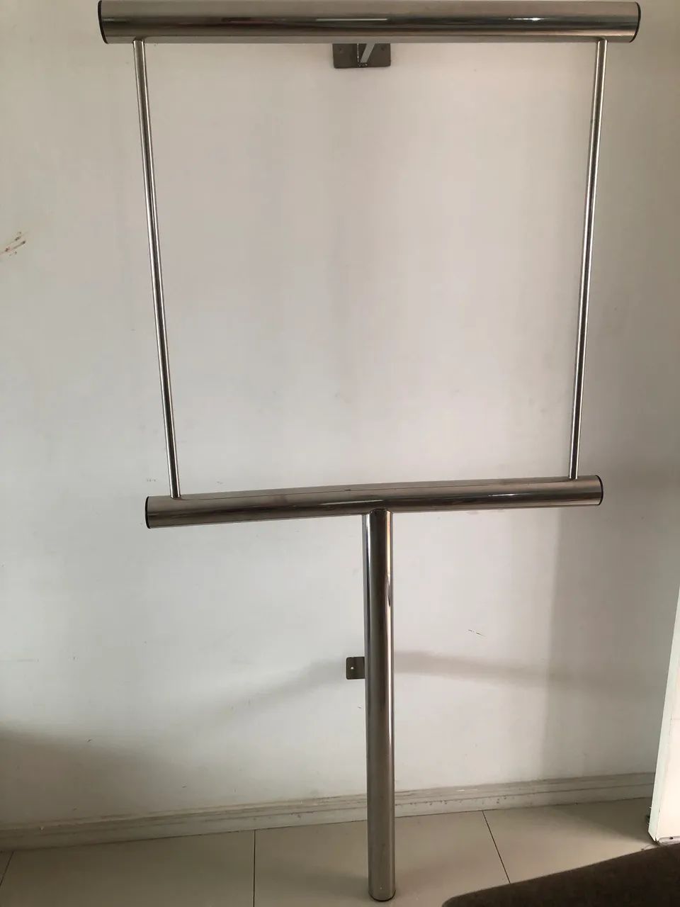 Arara para calças para quarto inox