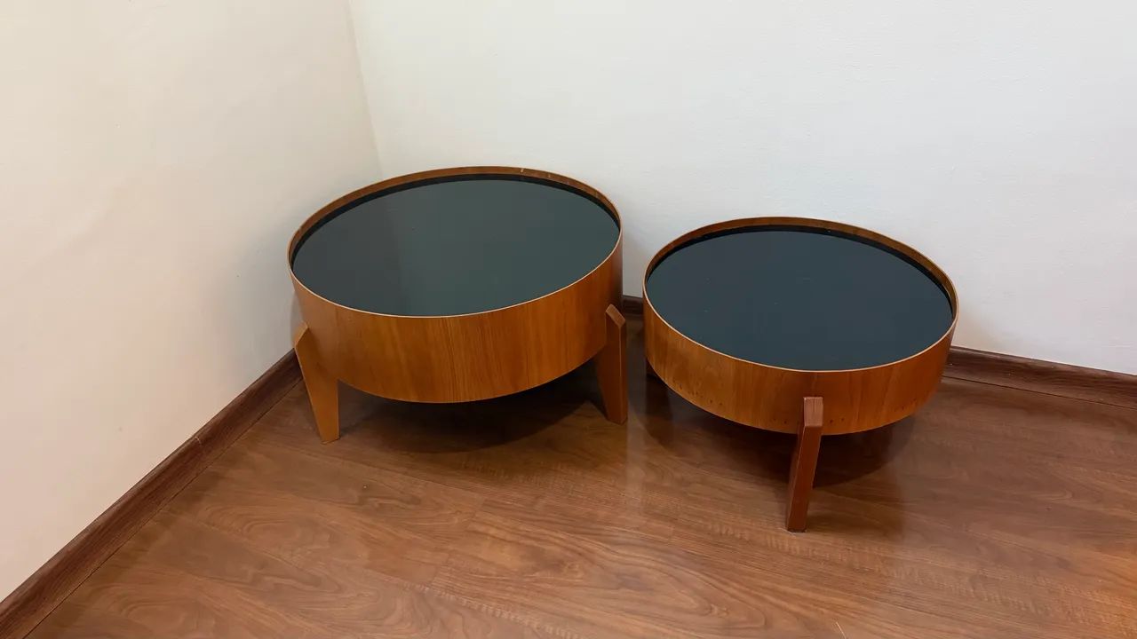 Conjunto de Mesas de Centro em Madeira com Tampo Preto - Excelente Estado