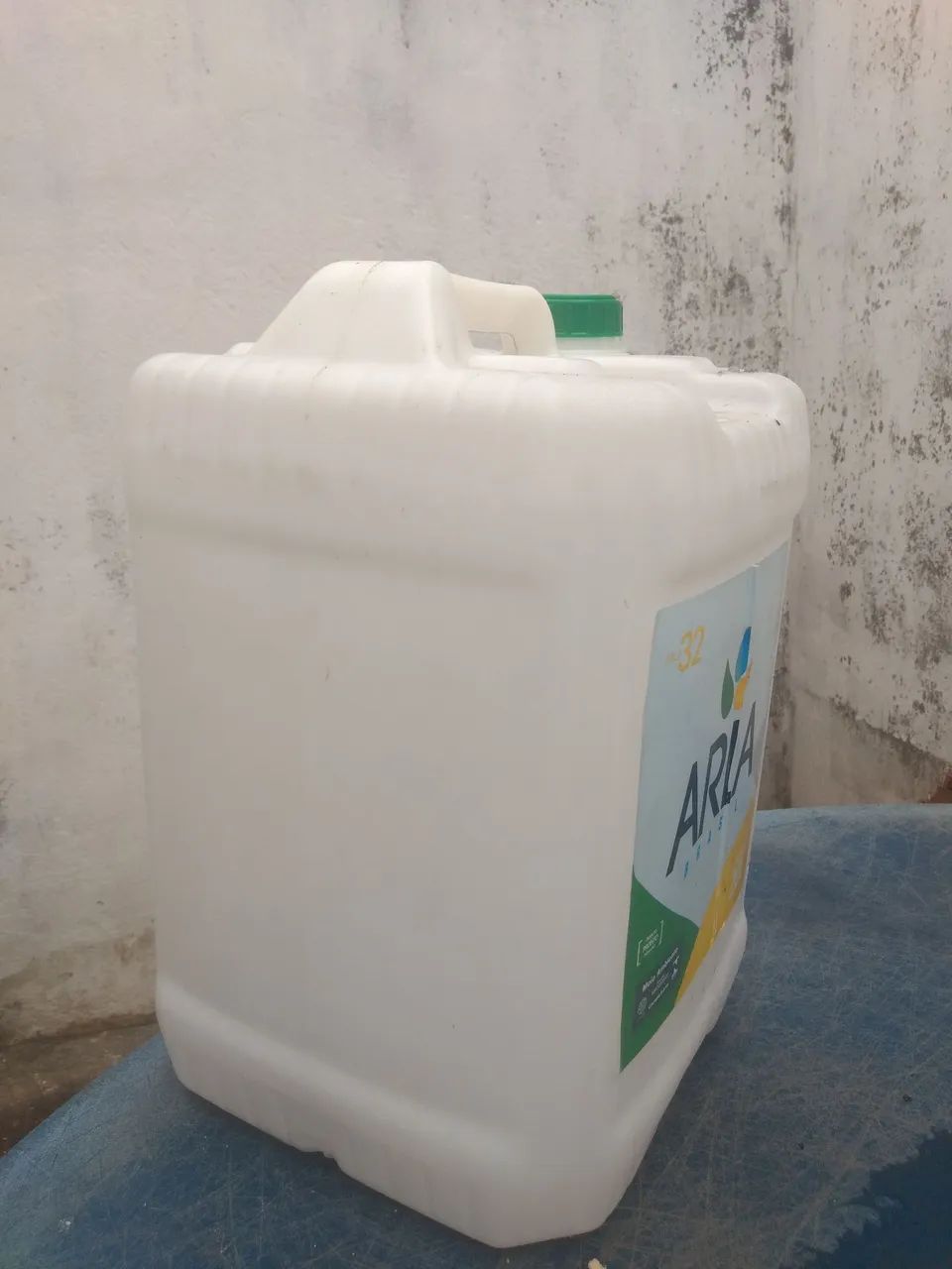 Galão de  20 litros vazio 