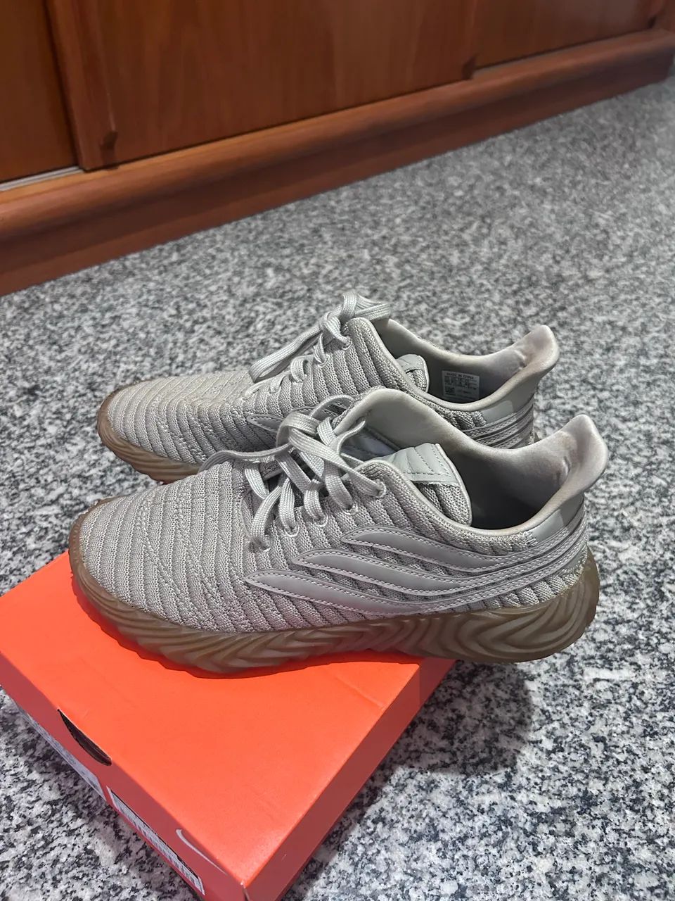 tenis adidas sobakov cinza 42 - Foto 3