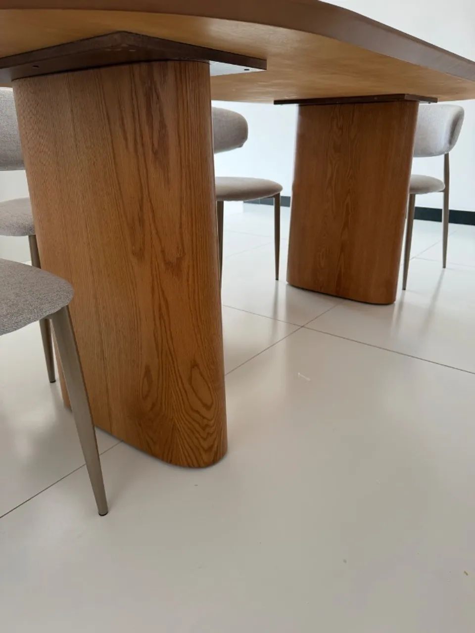 Mesa de Jantar com 6 cadeiras - Foto 4