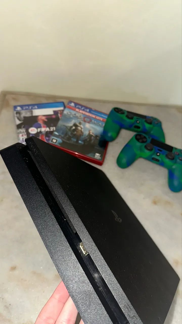Playstation 4 Slim