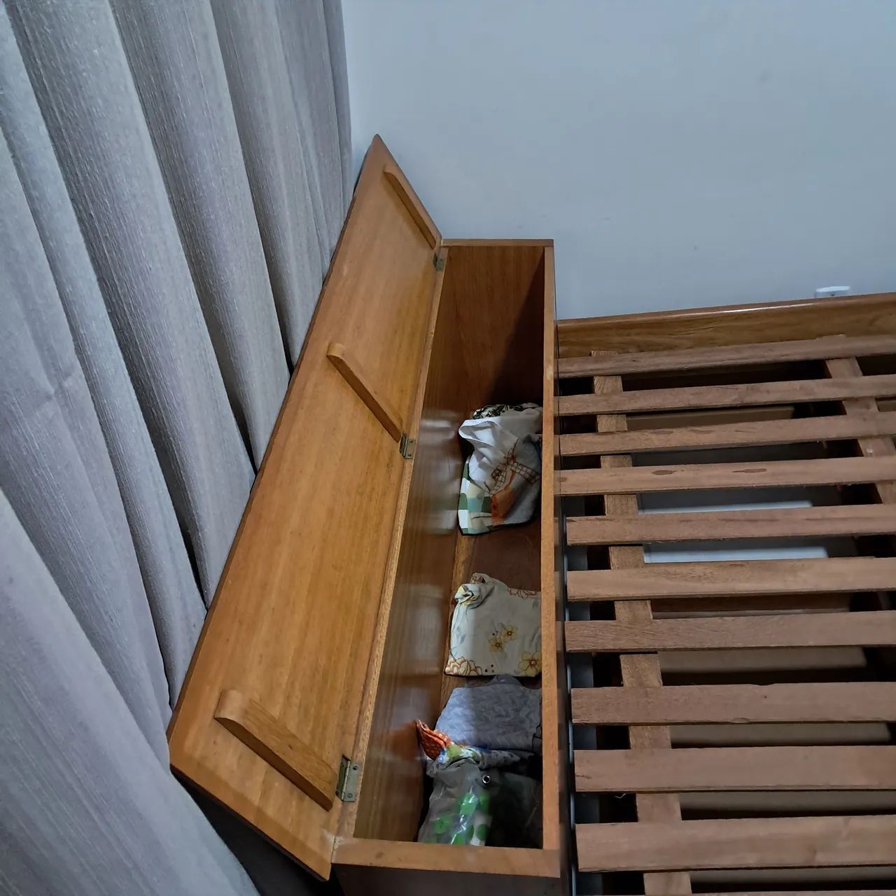 Cama Casal de Madeira Com colchão  - Foto 4