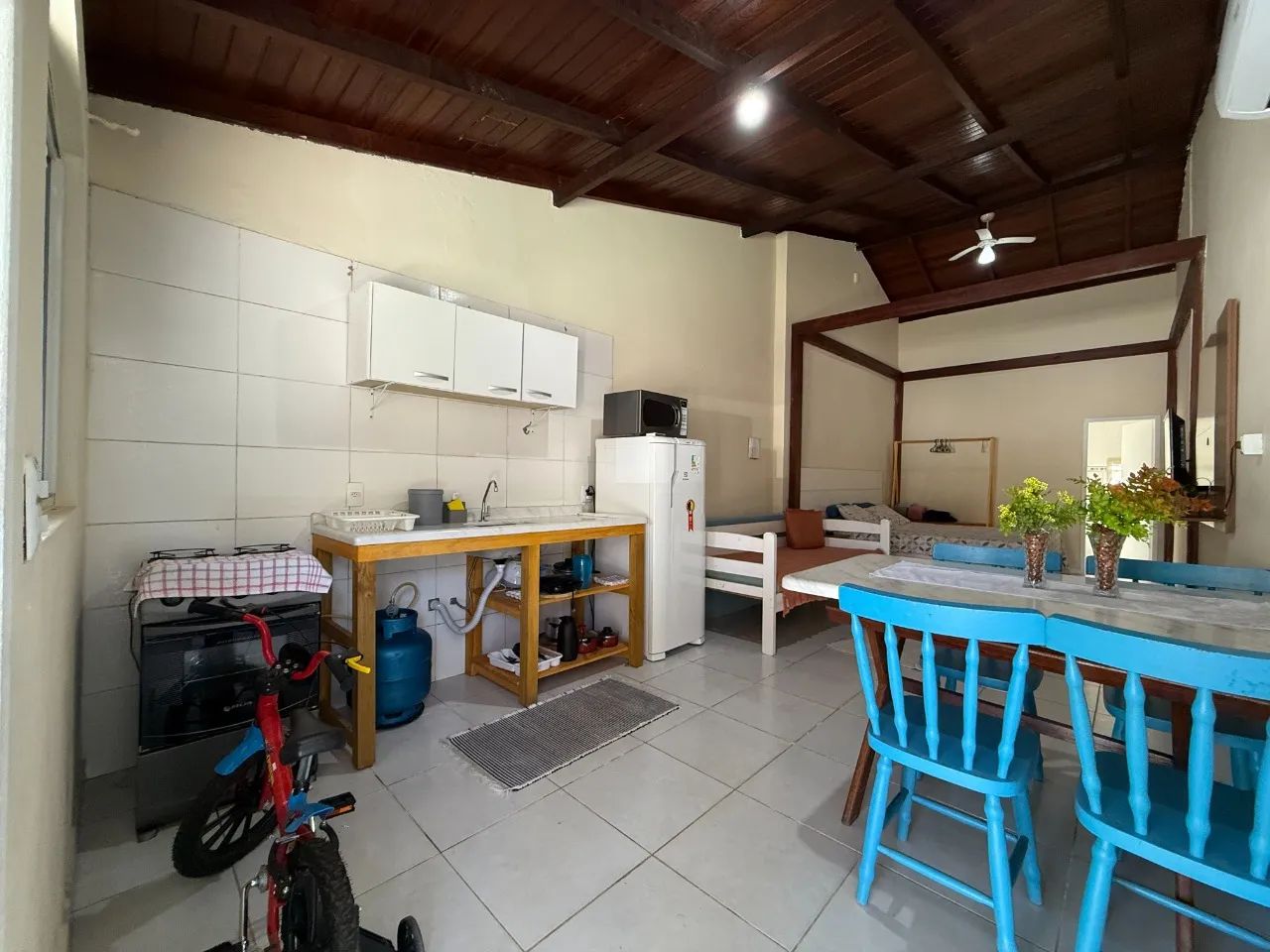 Hotel pousada com 6 quartos no bairro Rio Vermelho - Foto 2